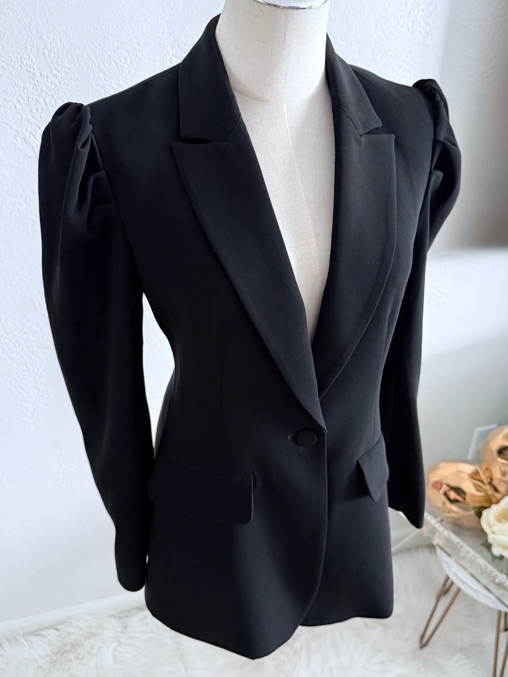 Cinq a Sept Black Starla Puff Shoulder Crepe Blazer 6 tailored Preppy Academia